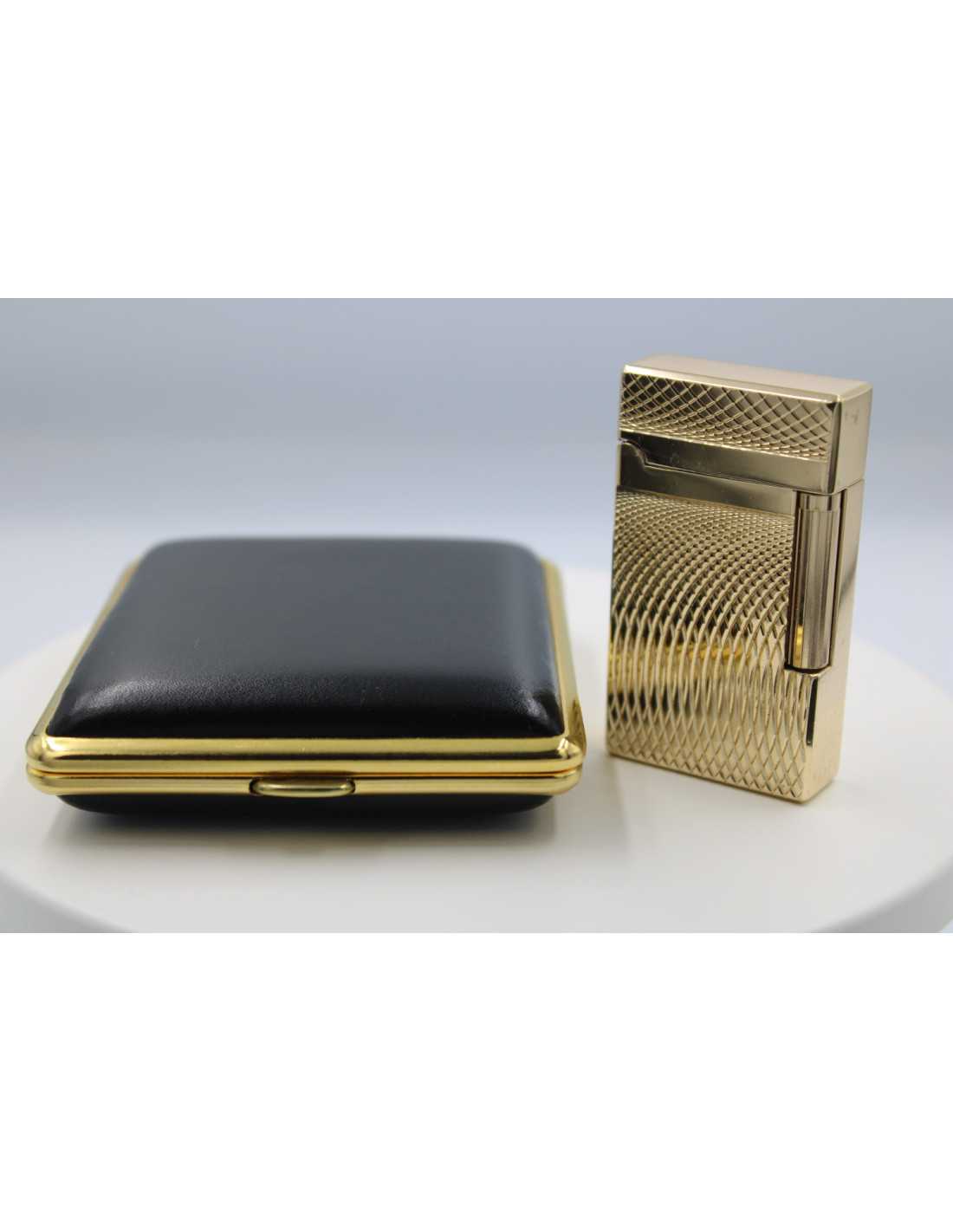 Pakketilbud med Luigi Ricci jet lighter af Derui Guld + Vom Hofe cigaretetui i sort/guld og ægte læder