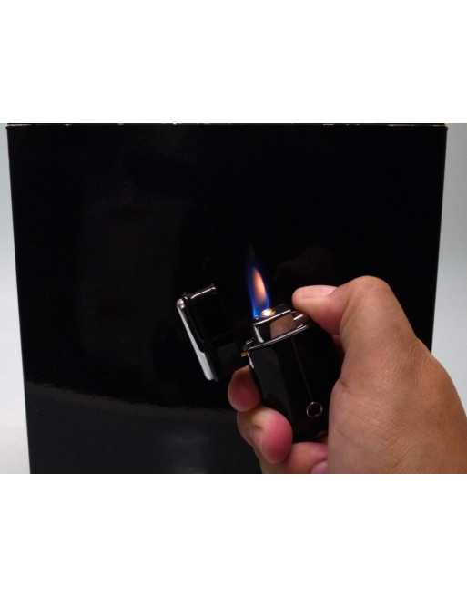 Jean Claude "Granada" lighter med dobbeltflamme...